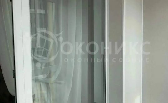 панорамное остекление лоджии с отделкой
