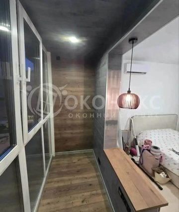 панорамное остекление балкона с расширением жилой зоны