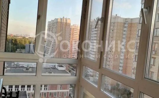 теплое панорамное остекление балкона