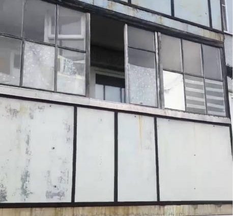 Панорамное остекление балкона с отделкой